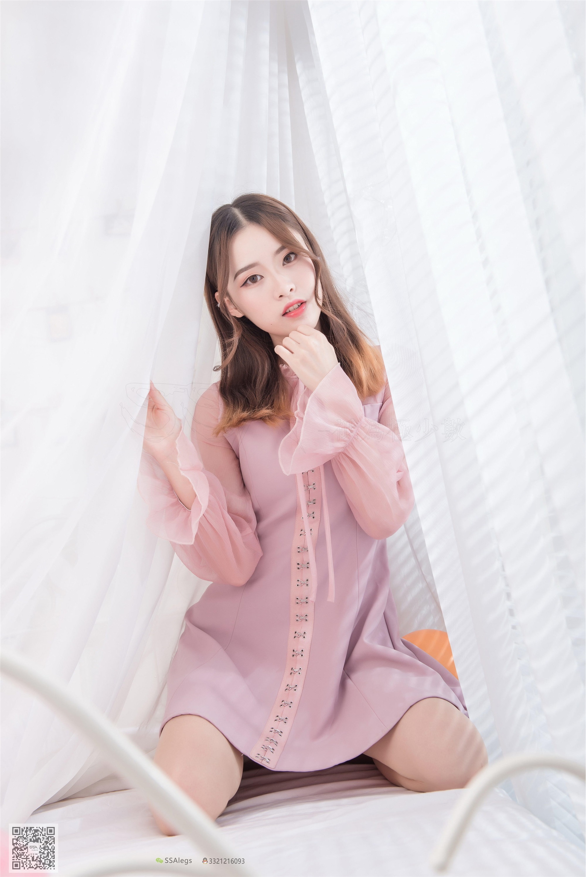 SSA丝社 NO.027 小琪琪肉色开档丝袜_清纯美女的诱惑